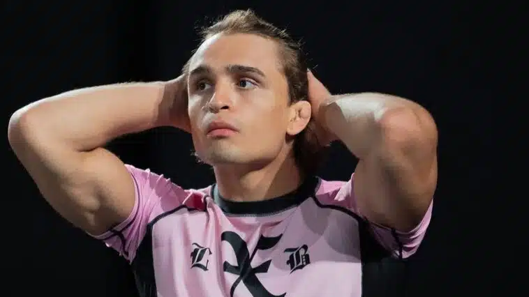 SaveClip.App 482513983 18491392285033234 8851651715319081961 n edited VF Comunica Jay Rodriguez é expulso do B-Team por comportamento inapropriado