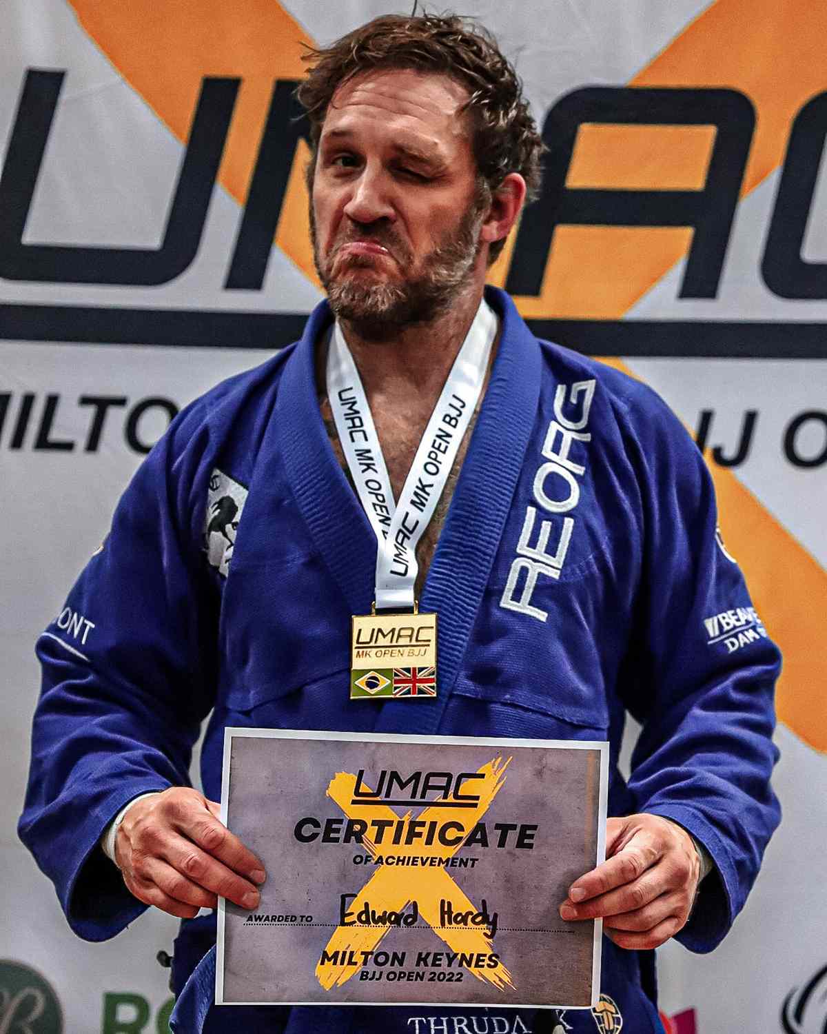 tom harty martial arts win 092022 1 5b966a321c3342c3a0d9885e1590d429 VF Comunica Tom Hardy no Jiu-Jitsu: Coragem, Humildade e a Busca pela Autossuperação