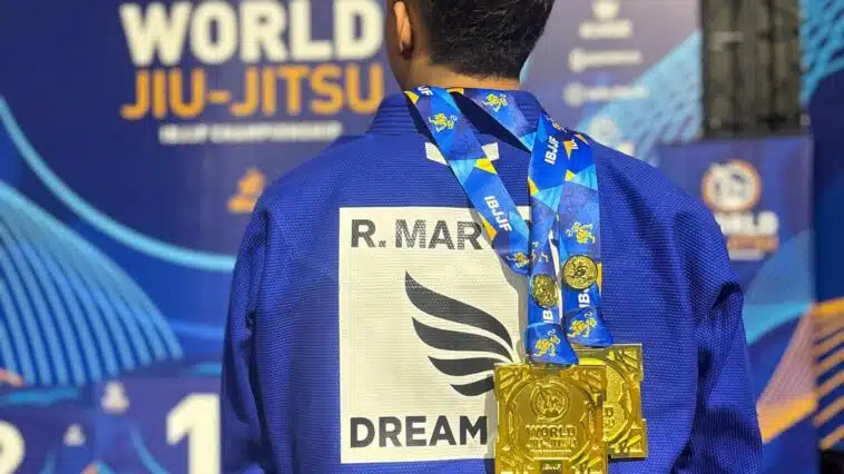 SaveClip.App 503042962 18370050145135608 8362557263570298952 n VF Comunica Mundial IBJJF 2025: Jóias da Dream Art brilham e dominam azul adulto