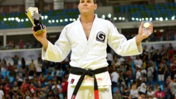 Roger Gracie é uma lenda do Jiu-Jitsu