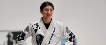Aghata Rabelo quer conquistar 20 mil dólares no Crown da IBJJF. Foto: Alex Liscano