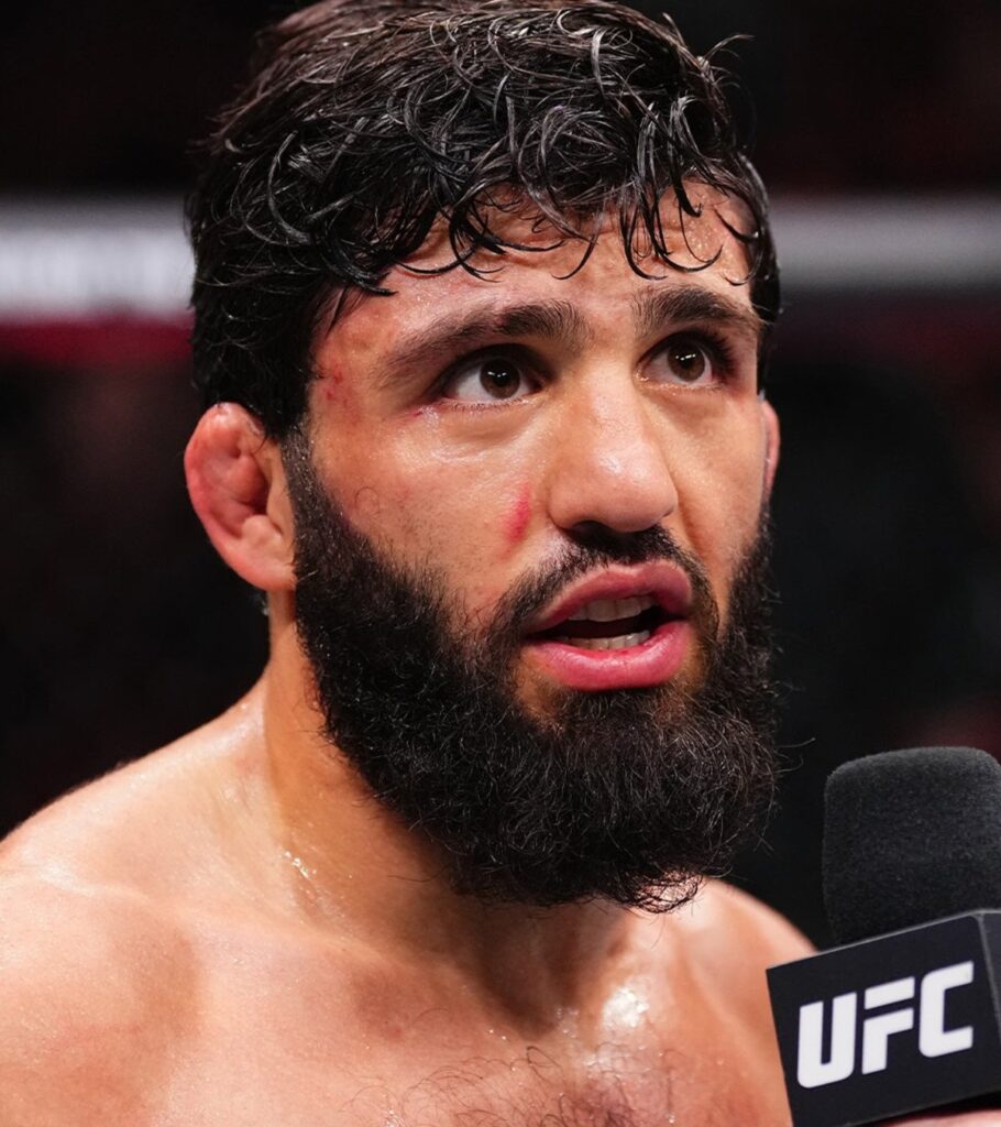 Arman Tsarukyan shuts out Dillon Danis, calls out GSP 1 Bearded Arman Tsarukyan speaks into a microphone inside the Octagon at UFC Qatar