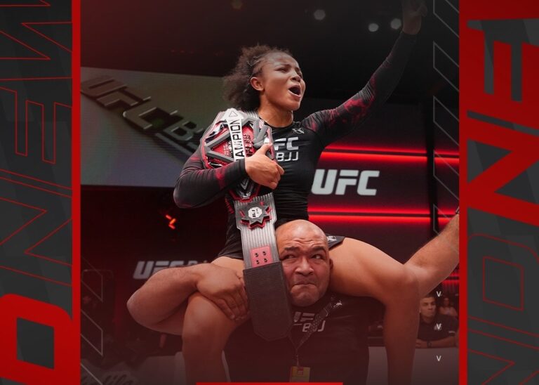 cassia moura comemora cinturao ufc bjj 12 capa VF Comunica Cássia Moura, Adele Fornarino e Renato Canuto levam os bônus de performance do UFC BJJ 12