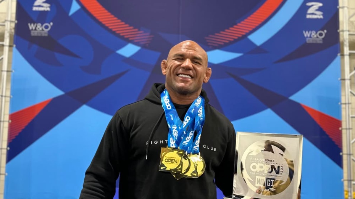 Cyborg Abreu fatura quatro ouros no Fort Lauderdale Open 1 Roberto Cyborg Abreu com as quatro medalhas de ouro do Fort Lauderdale Open