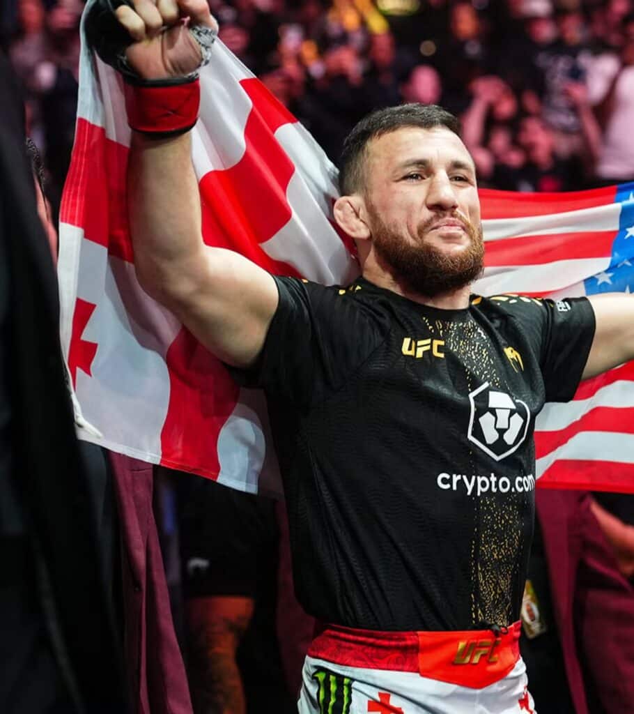 Merab Dvalishvili vows return as O'Malley picks Song KO 1 Merab Dvalishvili holds the flags of Georgia and the United States as he walks out at UFC 333
