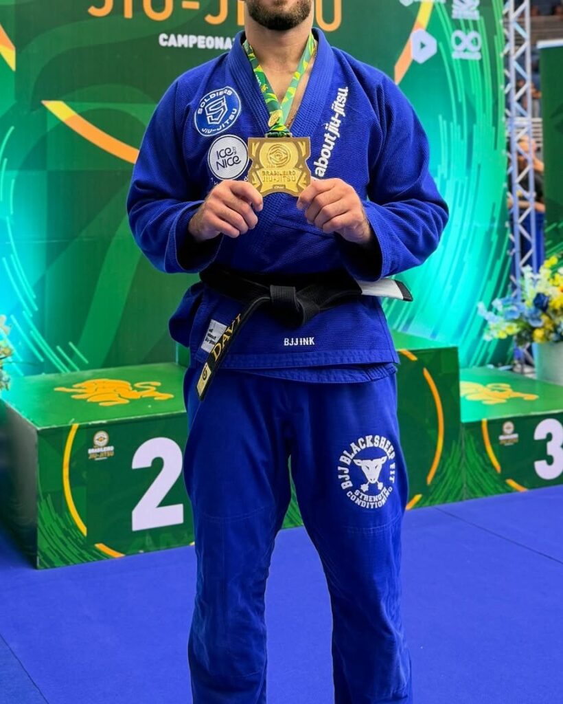 Vinicius Liberati 1 Vinicius Liberati